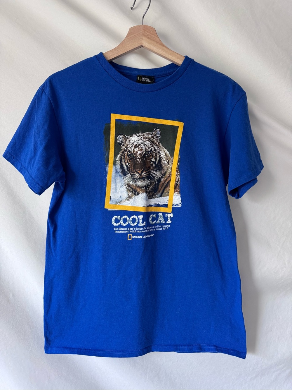 2/$20 National Geographic Cool Cat Siberian Tiger Graphic Tee Medium Blue